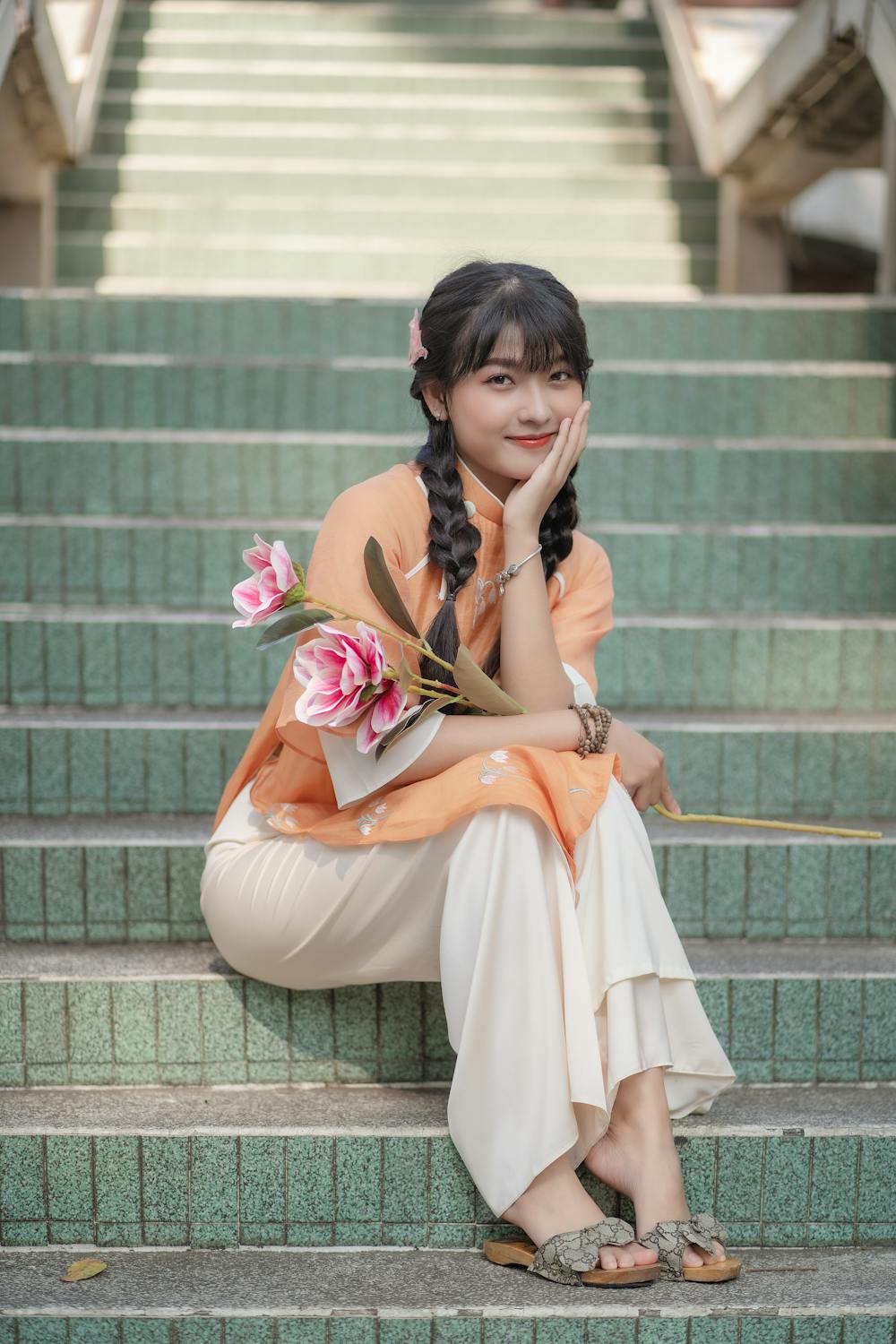 Modern Ao Dai ©pexels